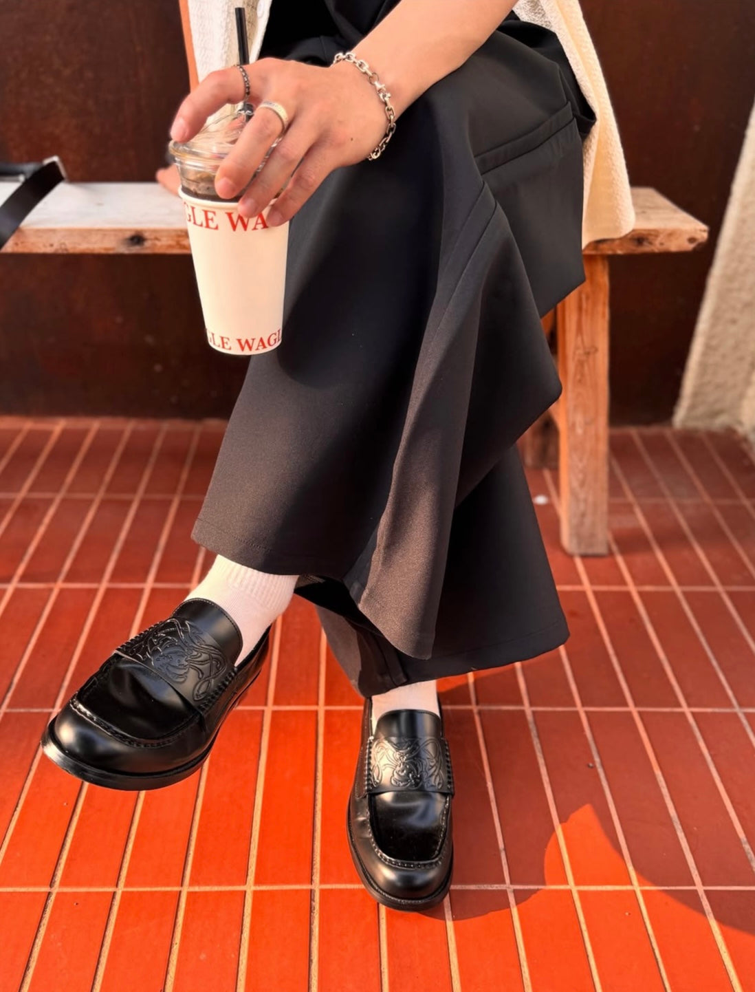 WIDE LEGGED TROUSERS