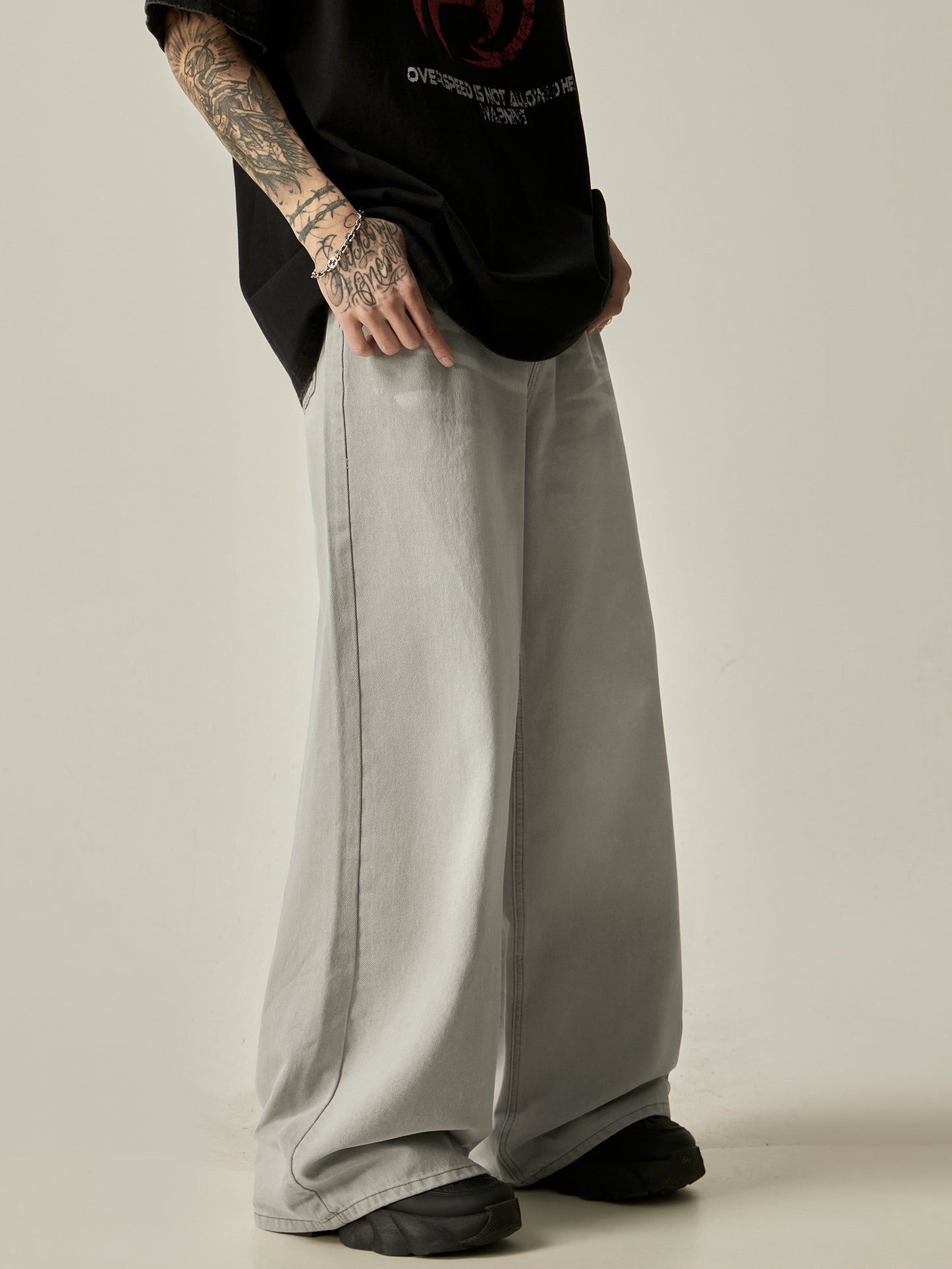 BAGGY CREMES JEANS