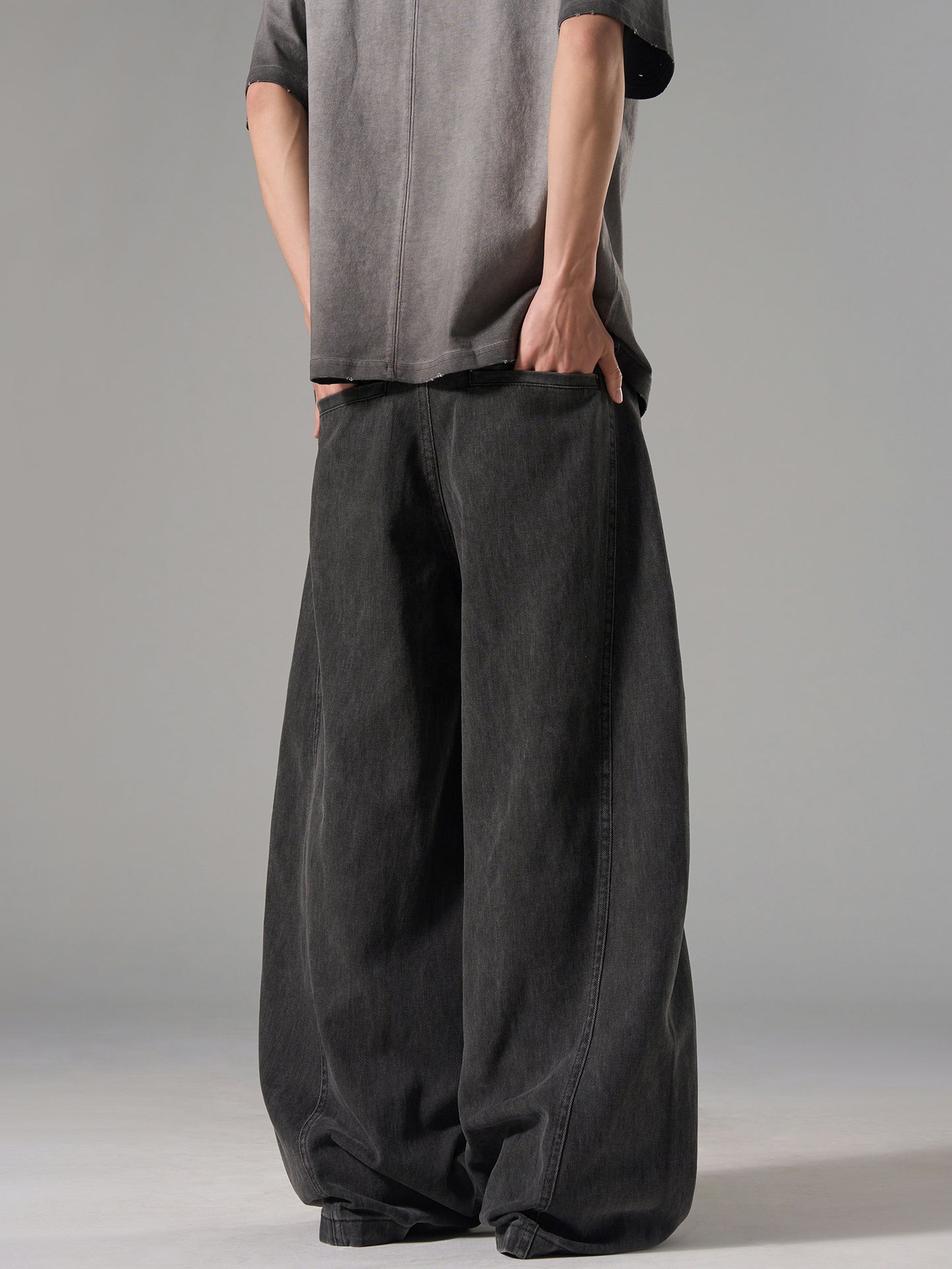 FLARED GRAY DENIM