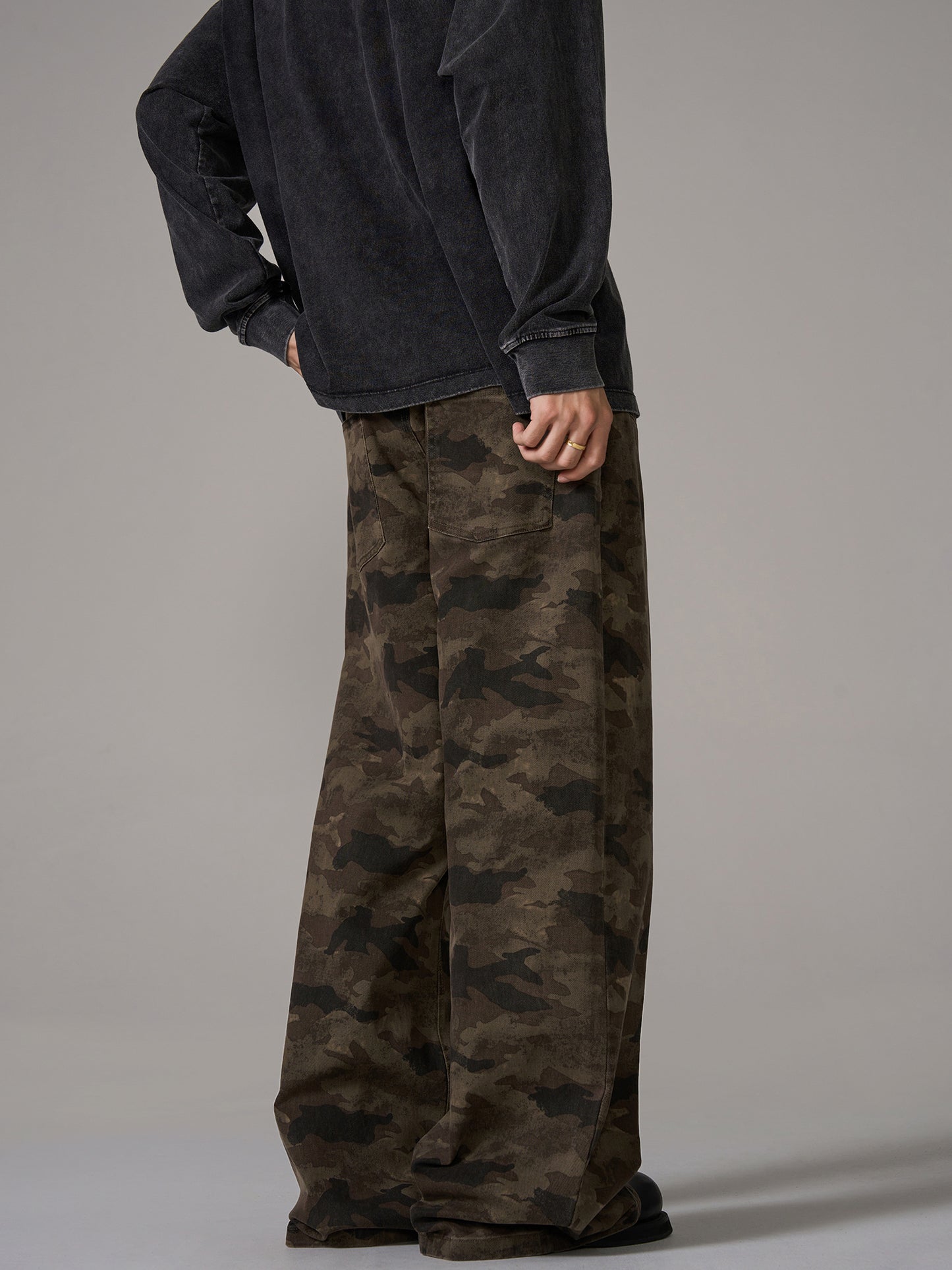 BAGGY CAMO