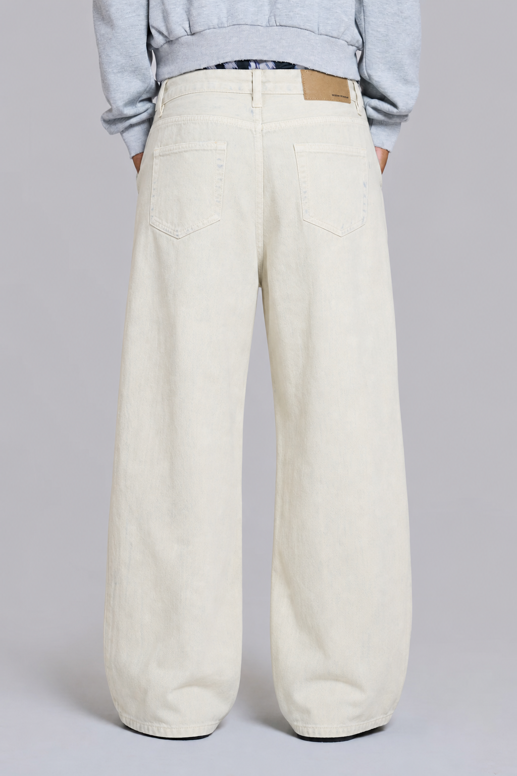 BAGGY CREMES JEANS